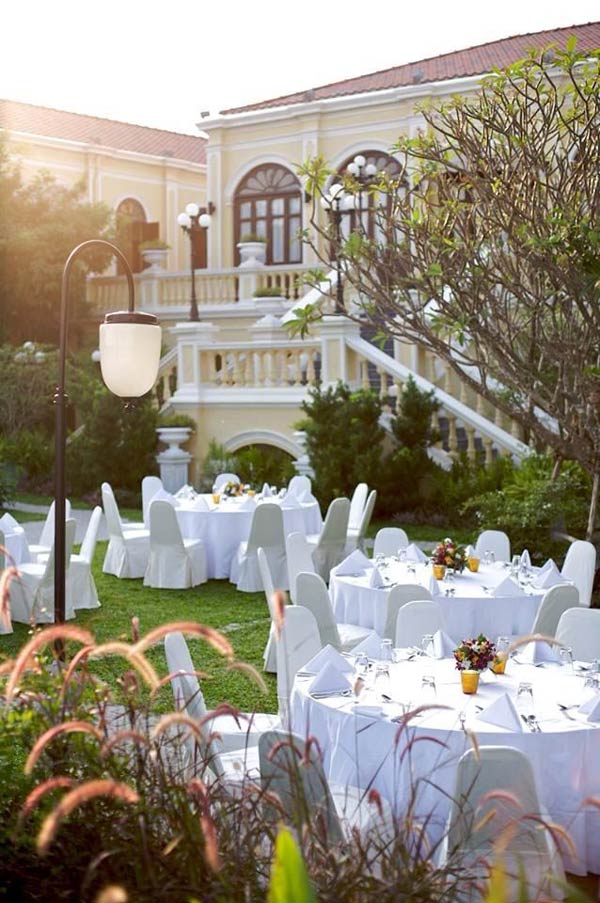 10 สถานที่สวนสวยในโรงแรมที่มีไว้ให้จัดงานธีม แต่งงานในสวน